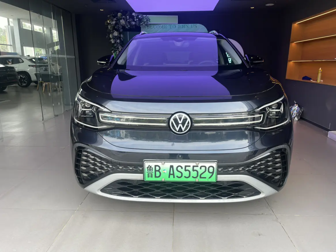 Volkswagen ID.6 CROZZ