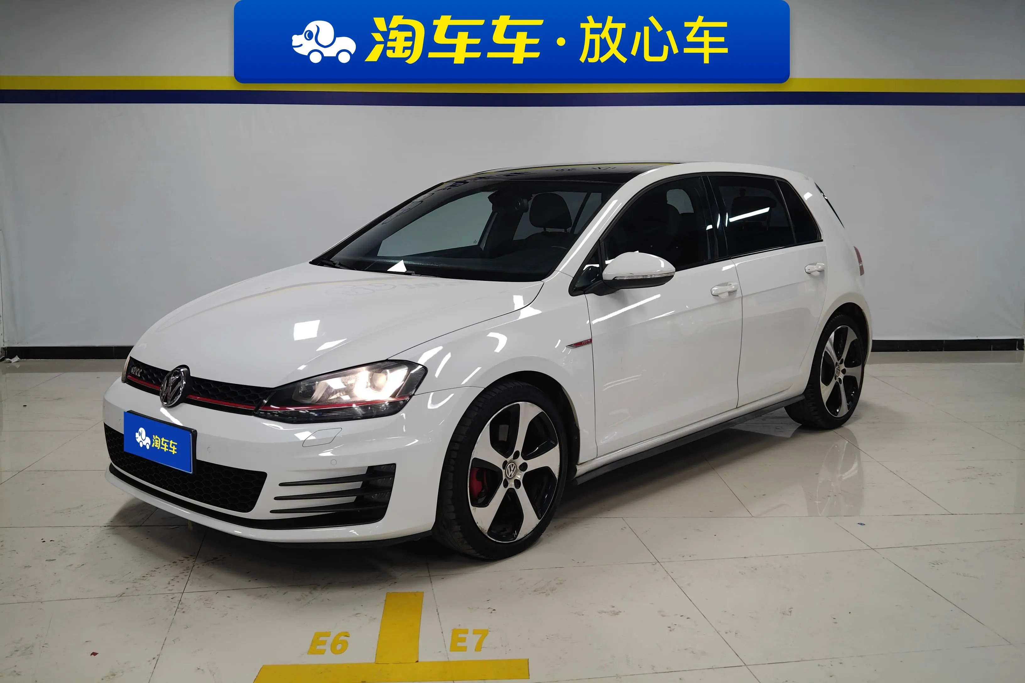 Volkswagen Golf GTI