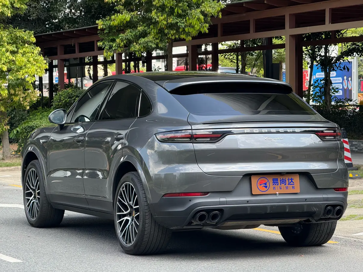 Porsche Cayenne Coupe