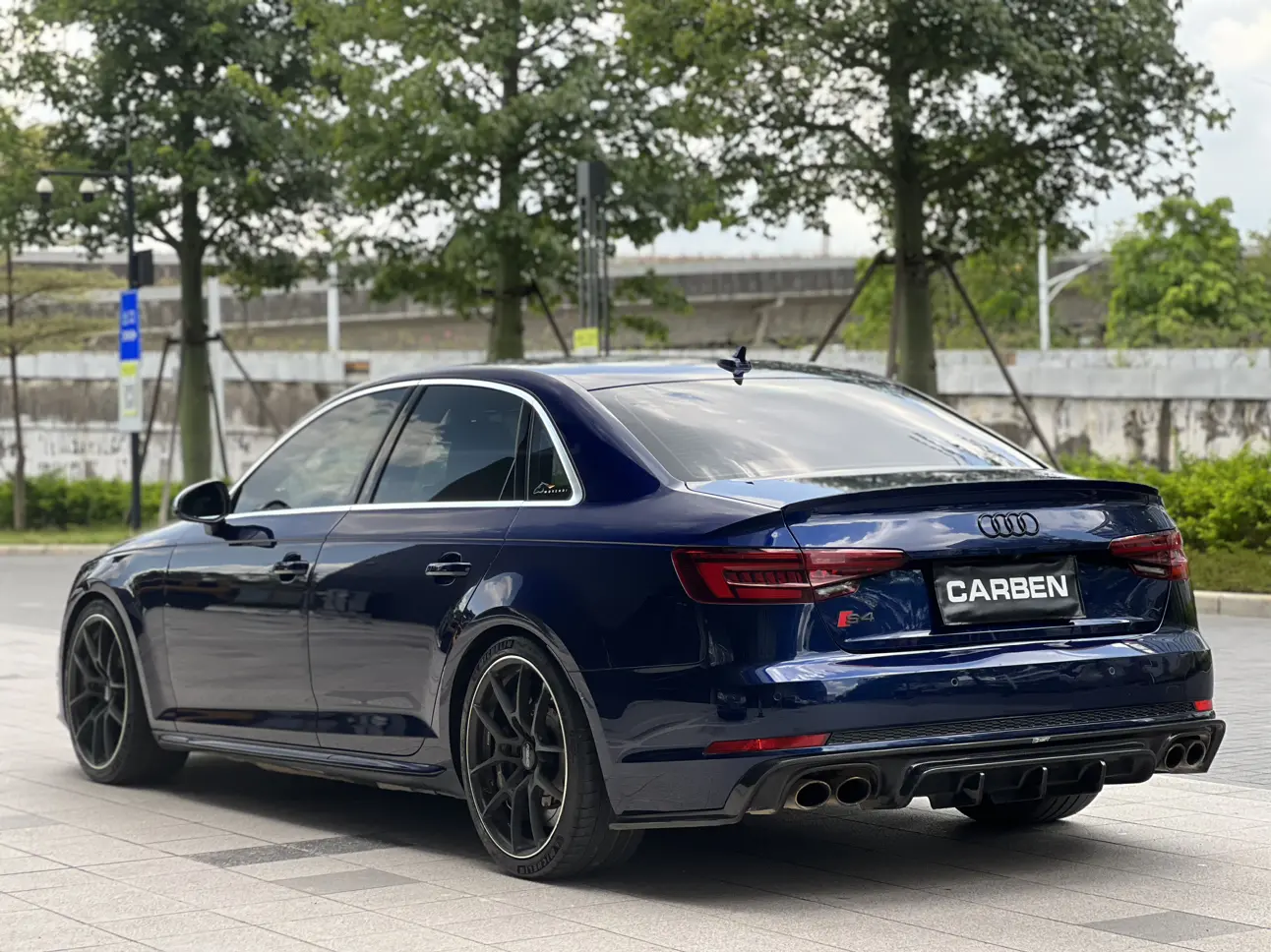 Audi S4