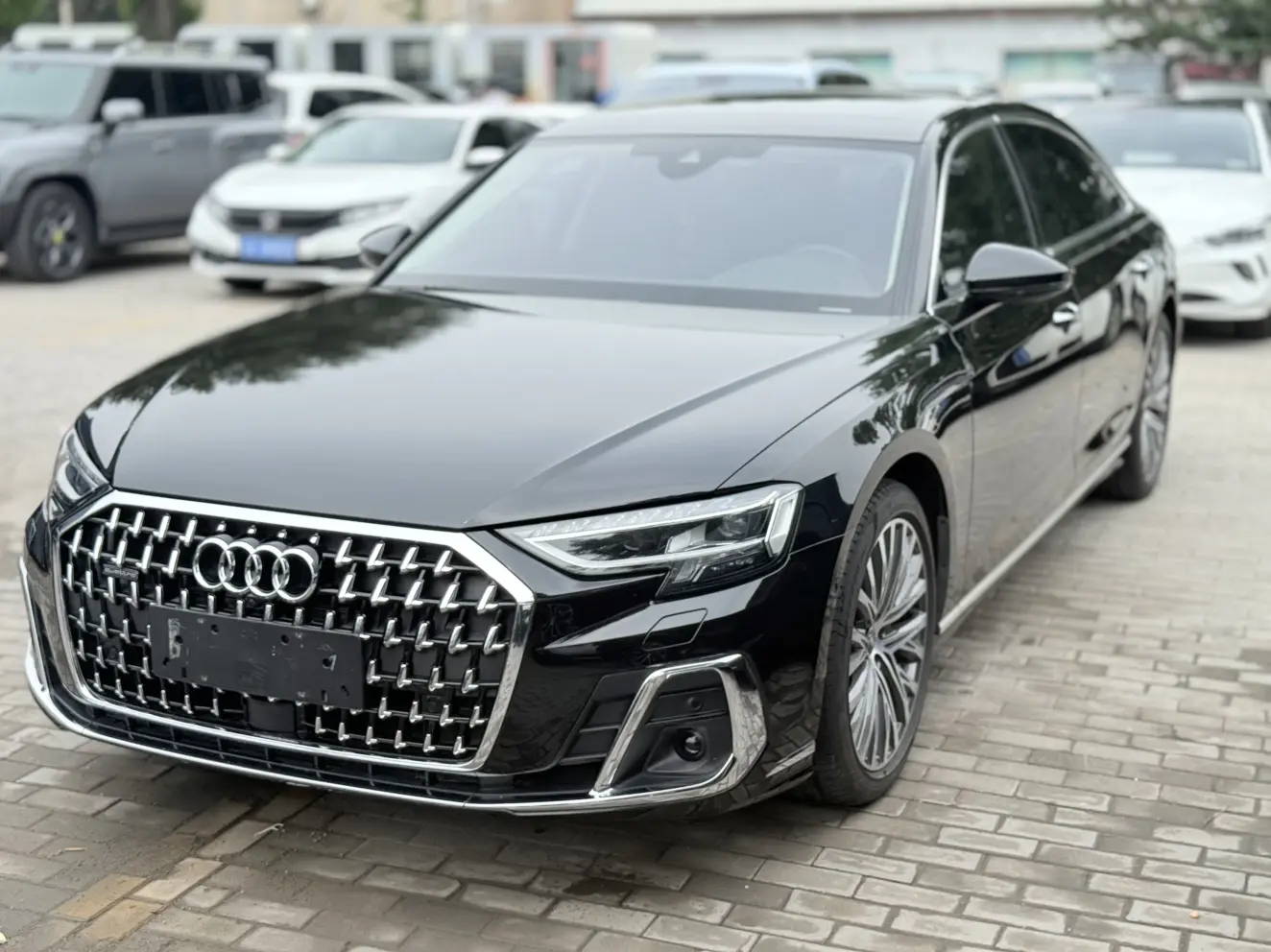 Audi A8