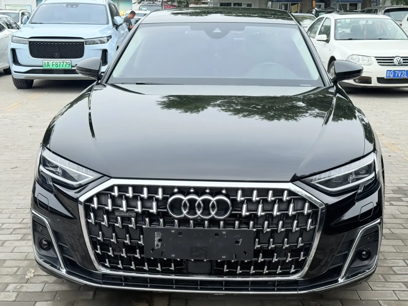 Audi A8