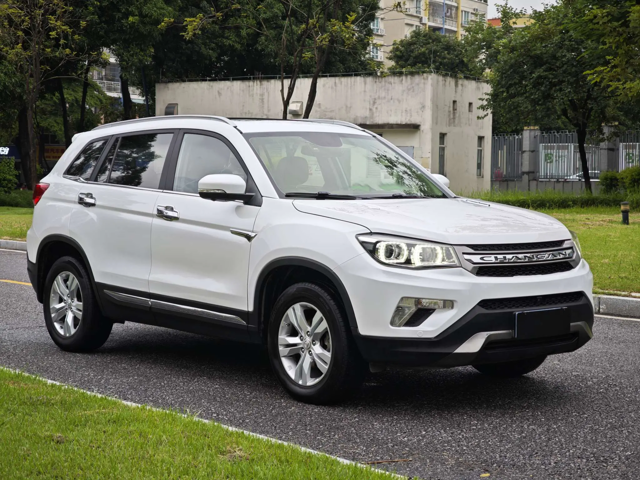Changan CS75