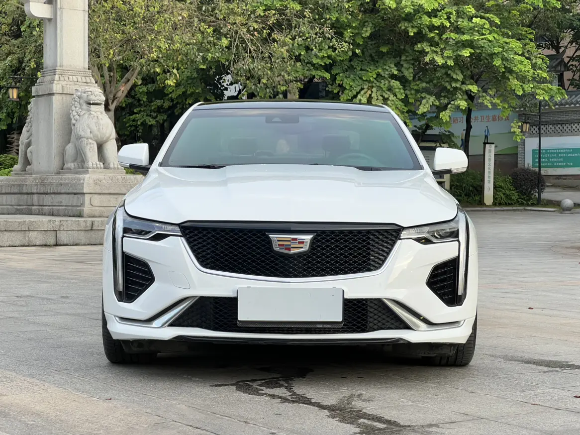 Cadillac CT4