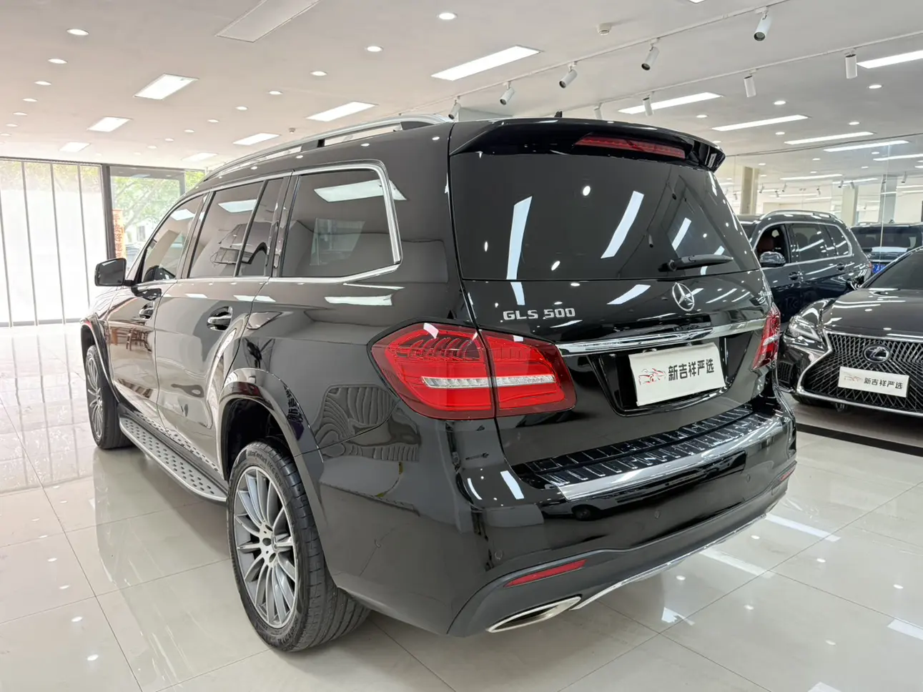 Mercedes-Benz Mercedes Benz GLS