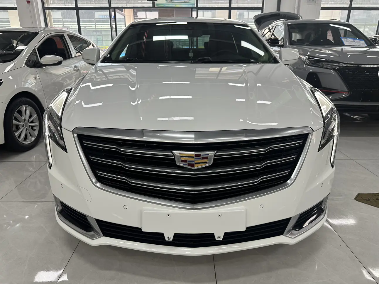 Cadillac XTS