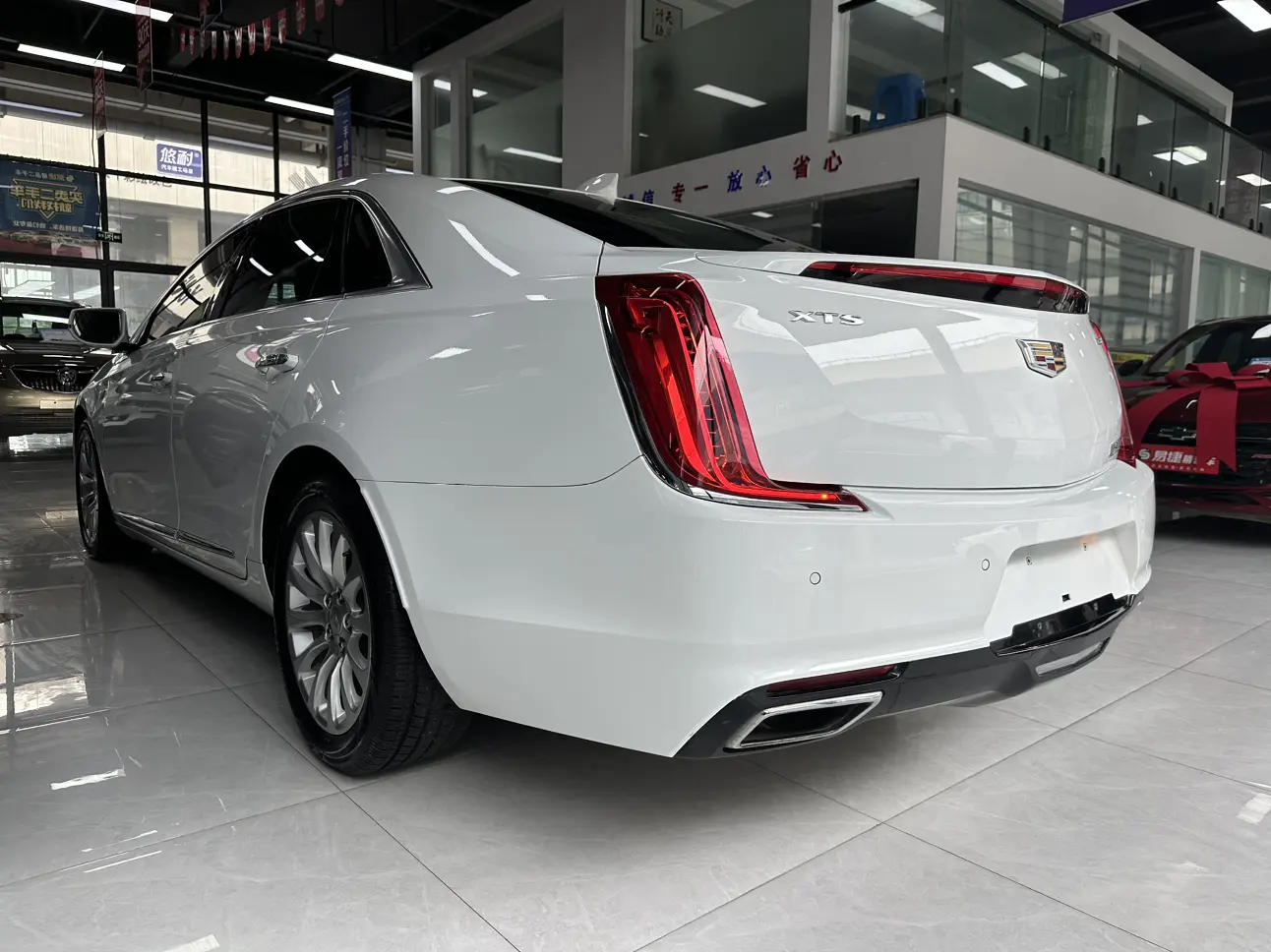 Cadillac XTS