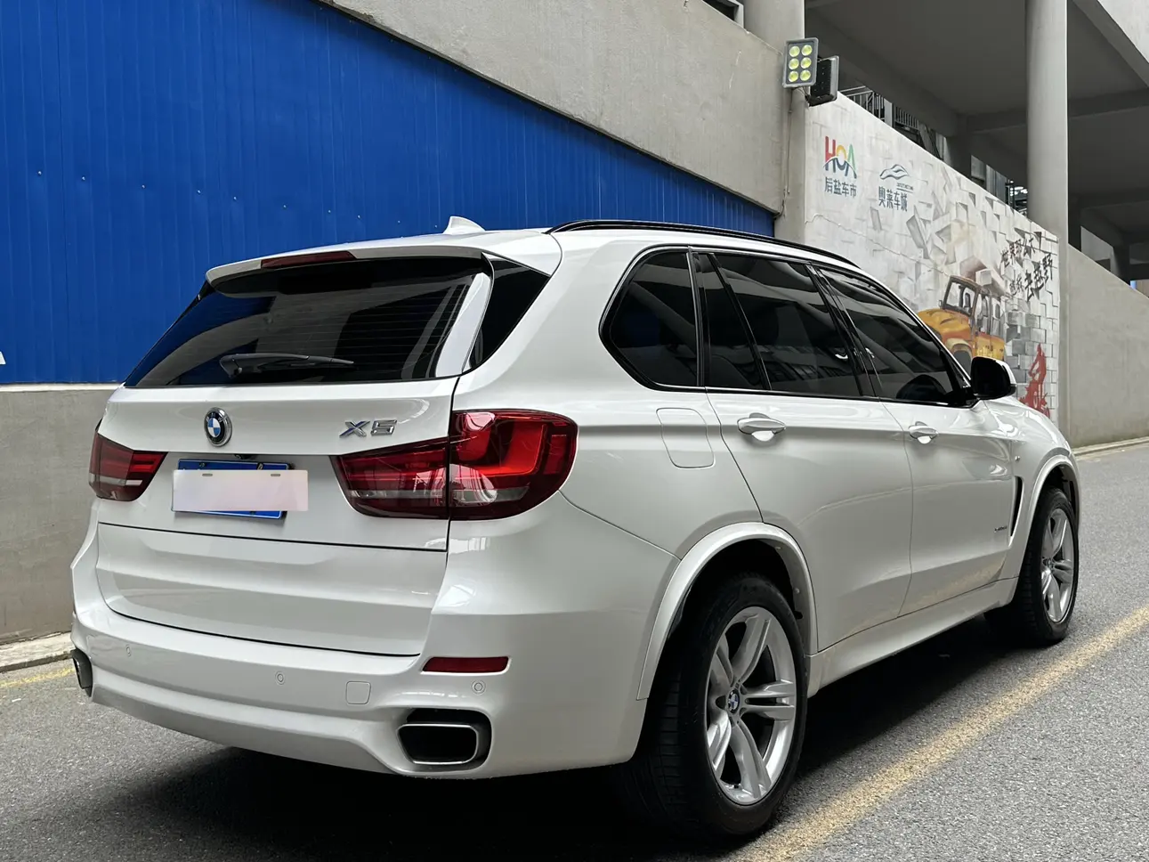 BMW X5 (imported)