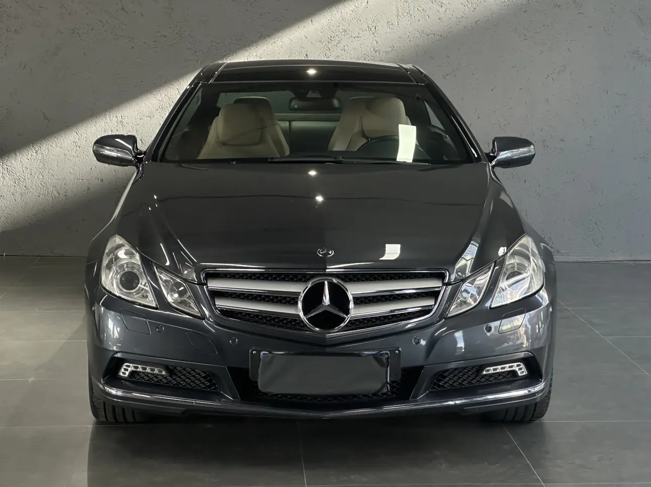 Mercedes-Benz E-Class (imported)  из Китая