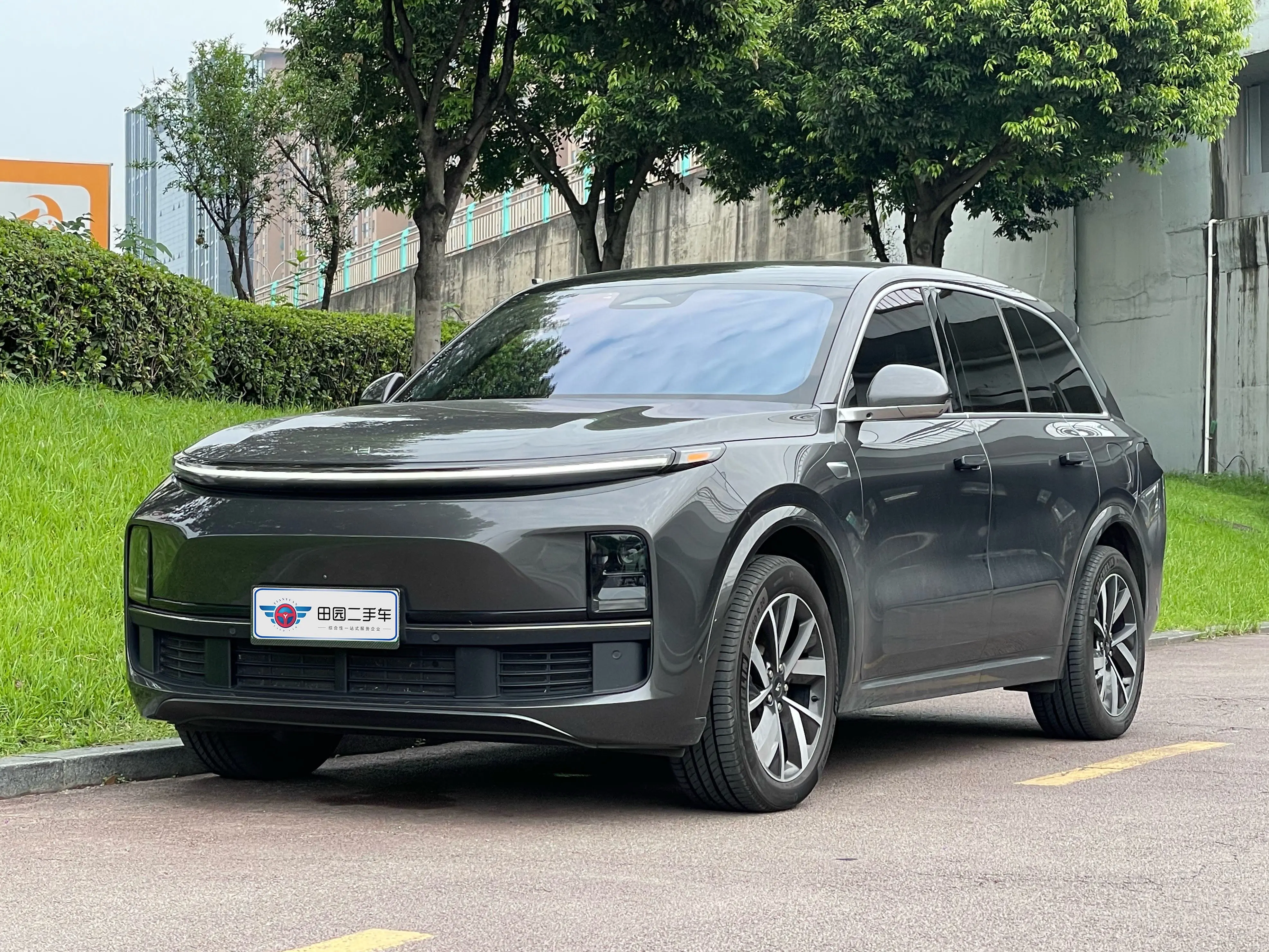 Li L8 (Ideal L8)  из Китая