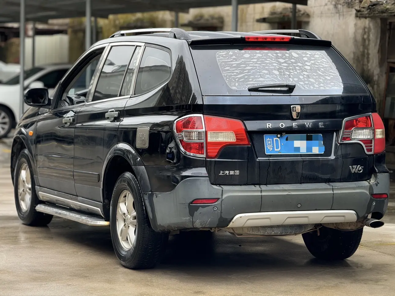 Roewe W5