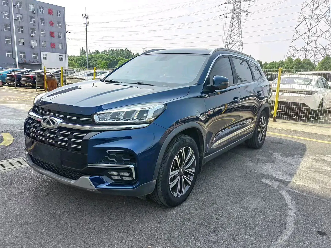 Chery Tiggo 8