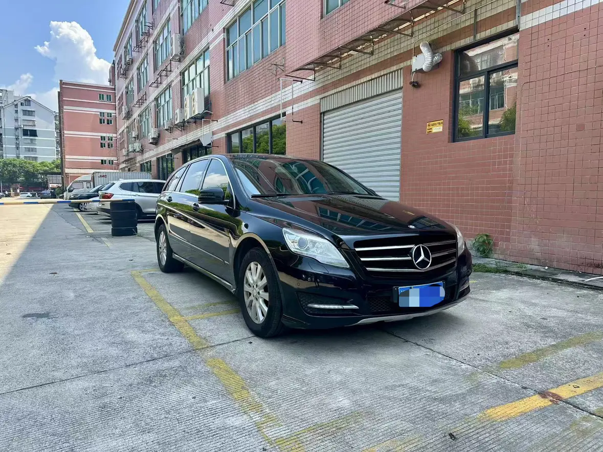 Mercedes-Benz R-Class