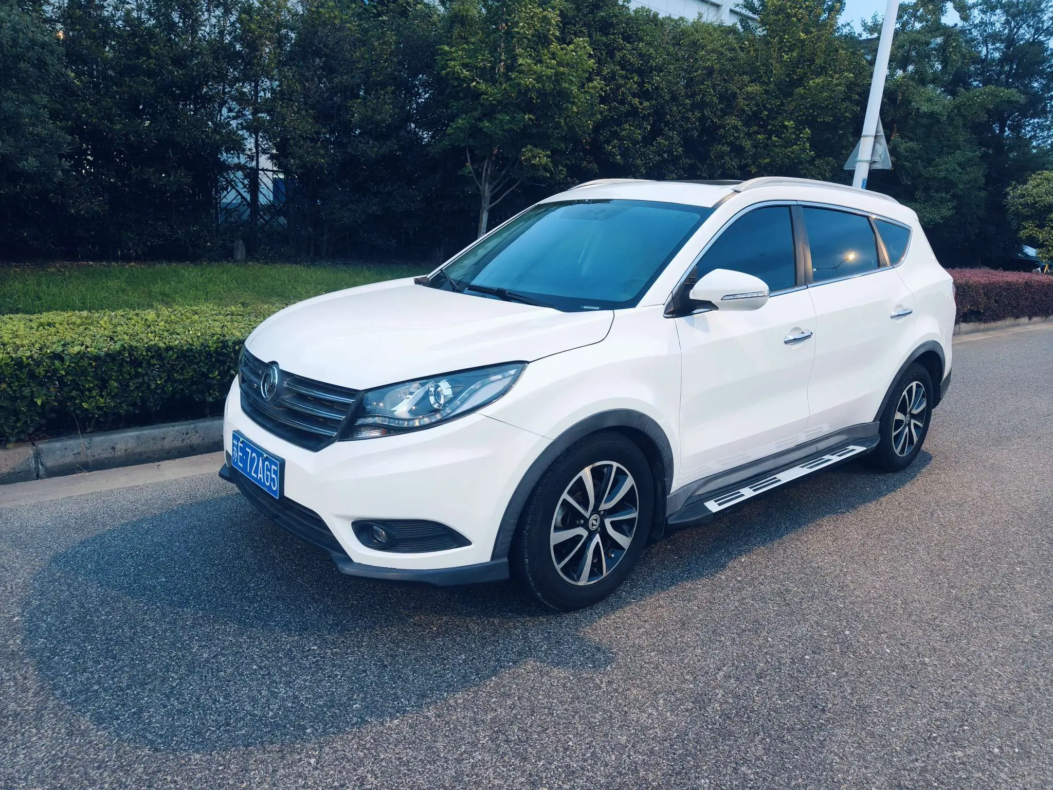 Dongfeng Fengon 580