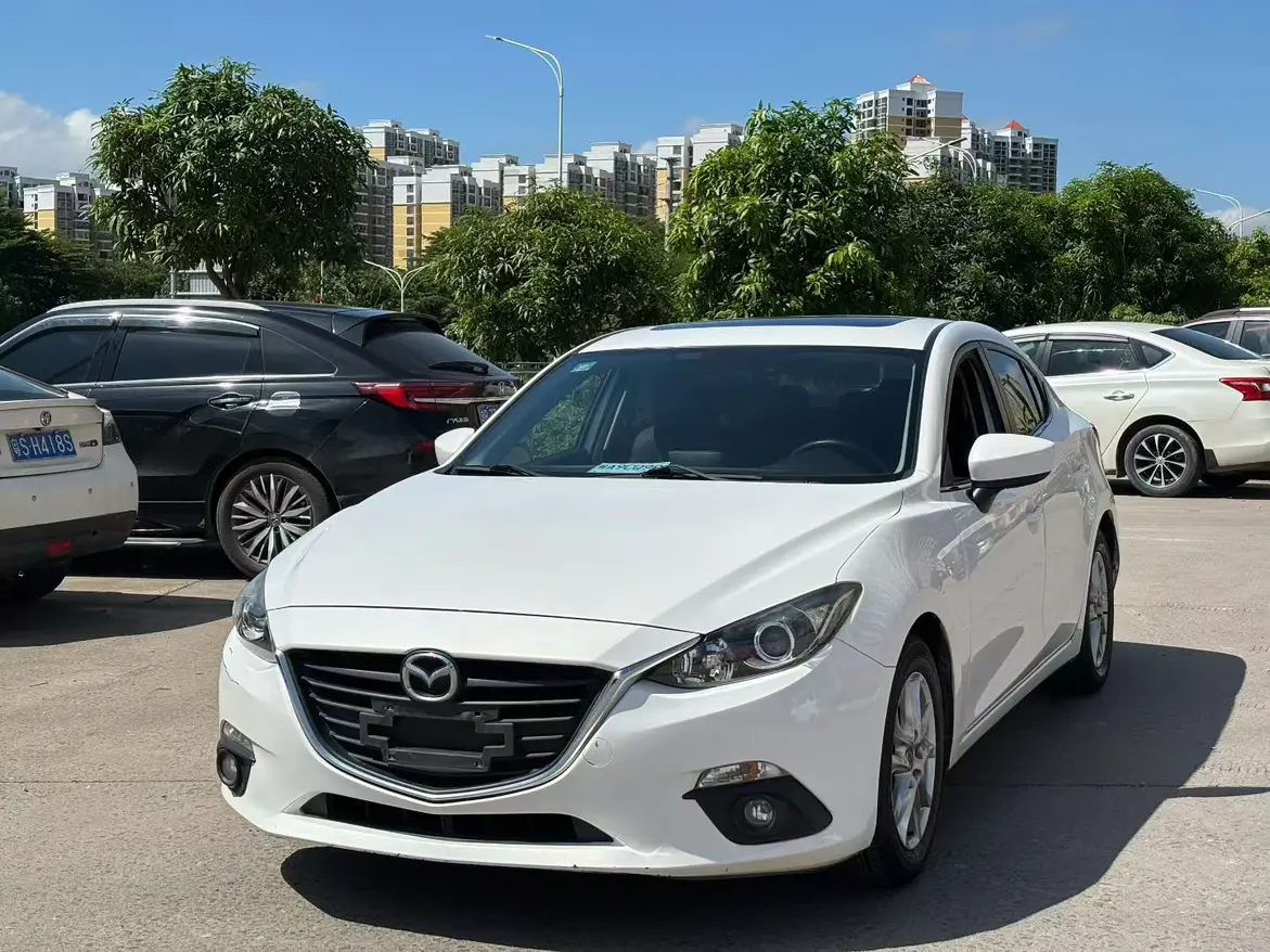 Mazda 3 Angkesela