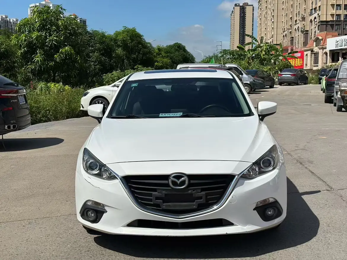 Mazda 3 Angkesela
