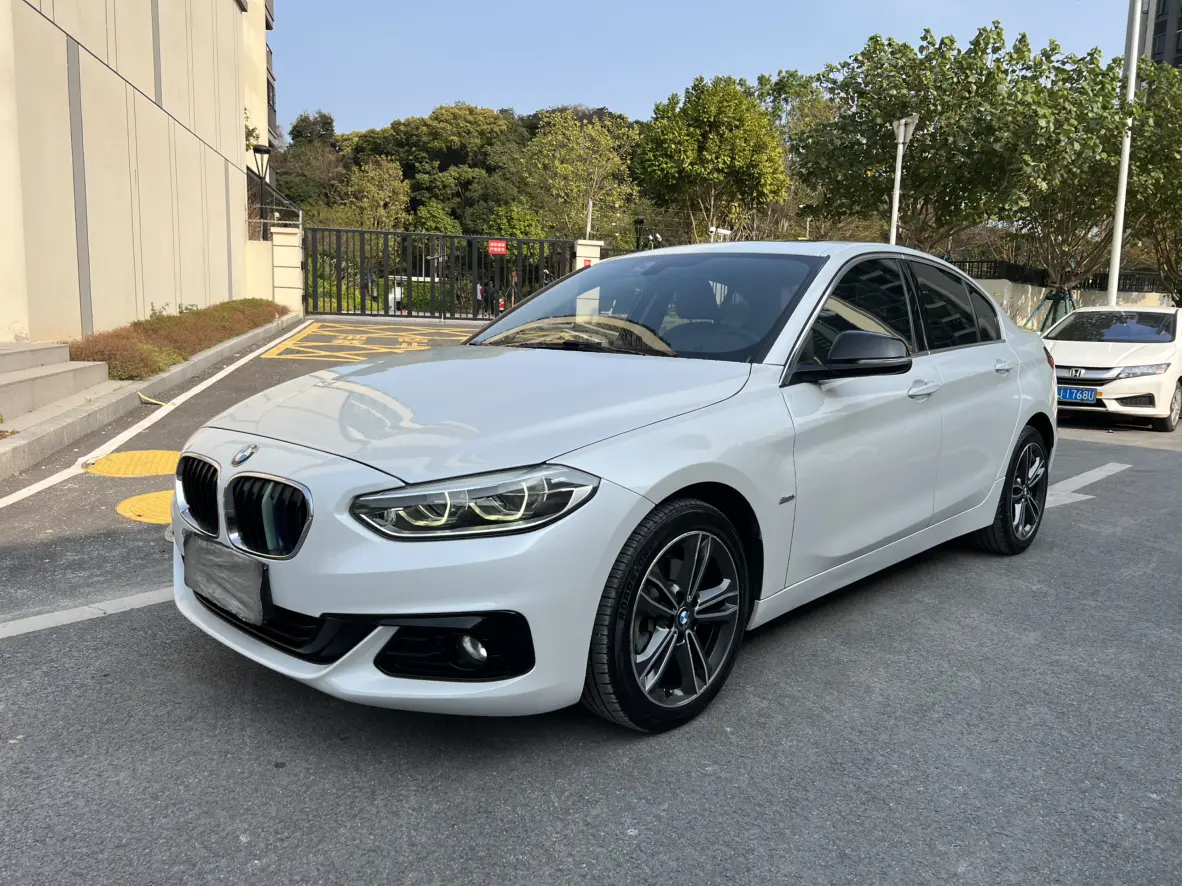 BMW 1 Series  из Китая