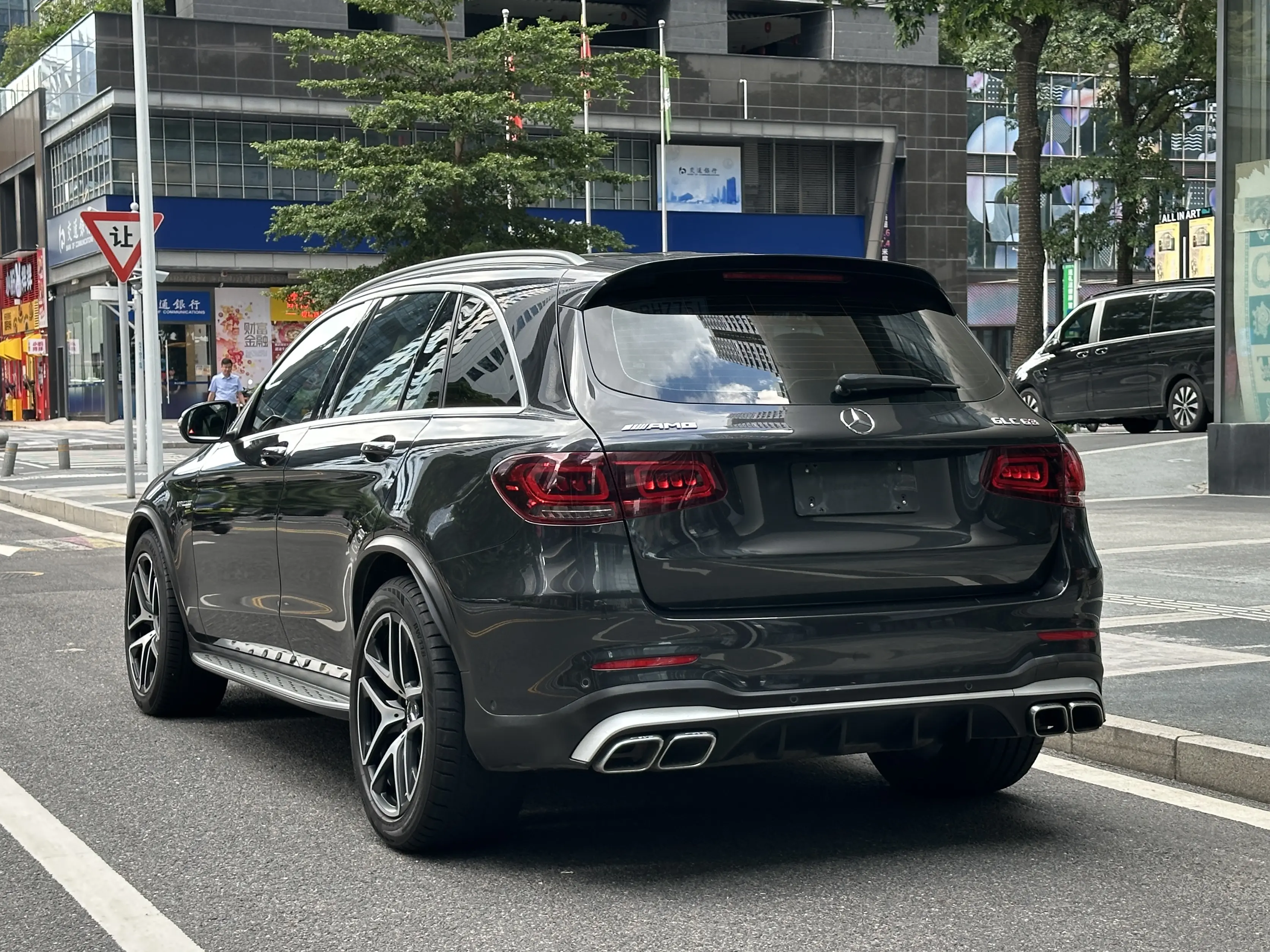 Mercedes-Benz GLC AMG
