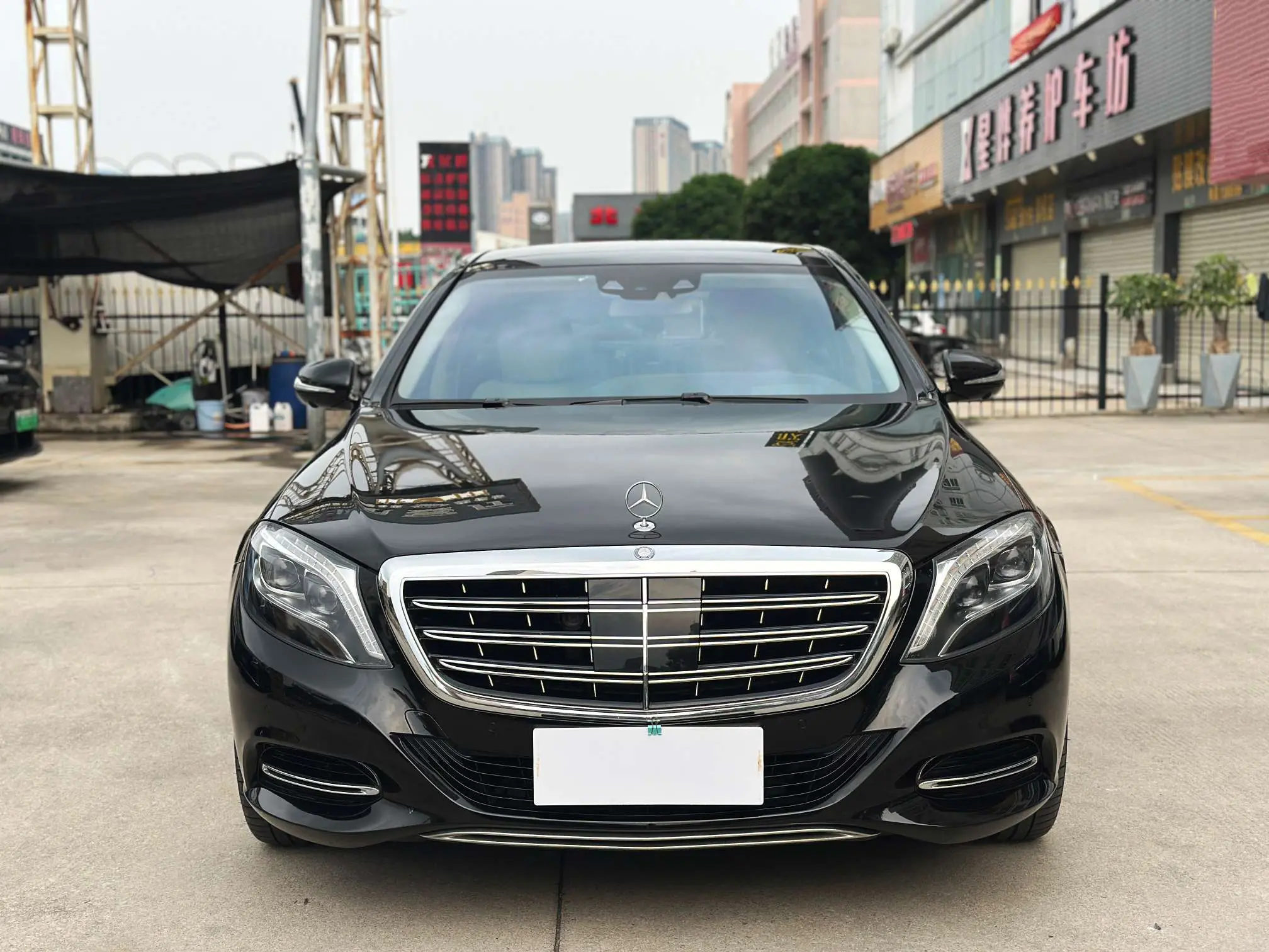Mercedes-Benz Maybach S-Class