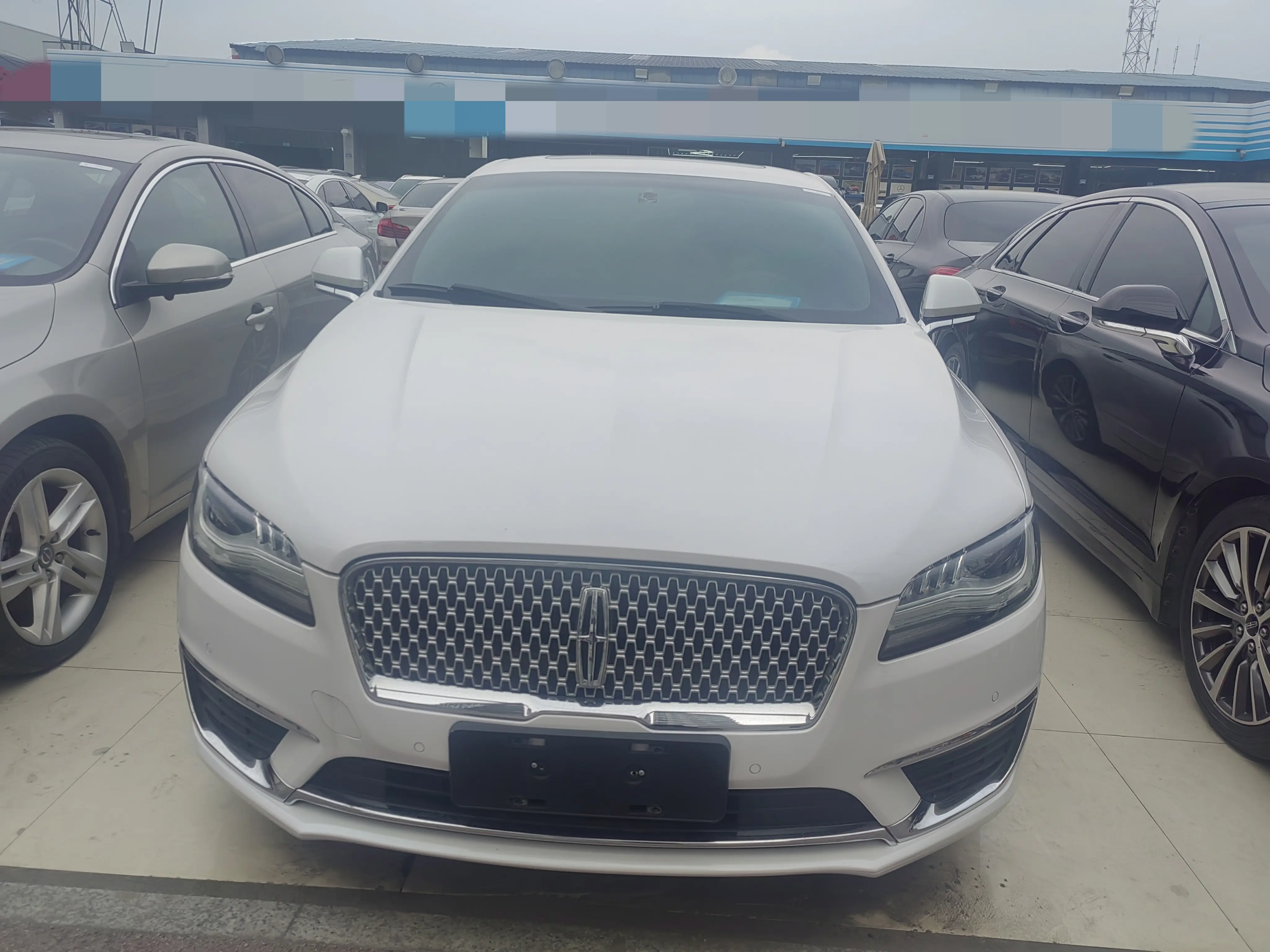 Lincoln MKZ