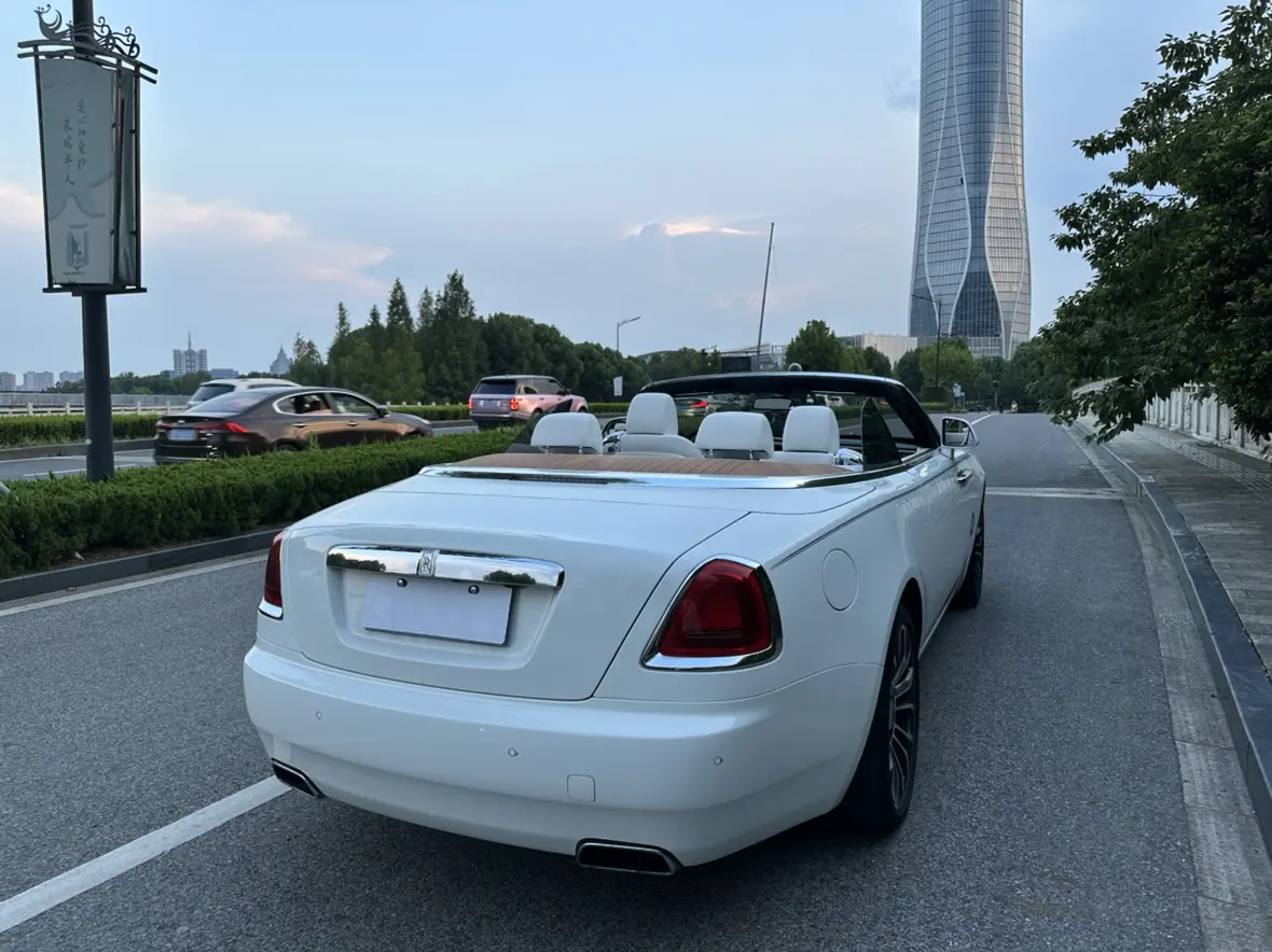 Rolls Royce Yao Ying