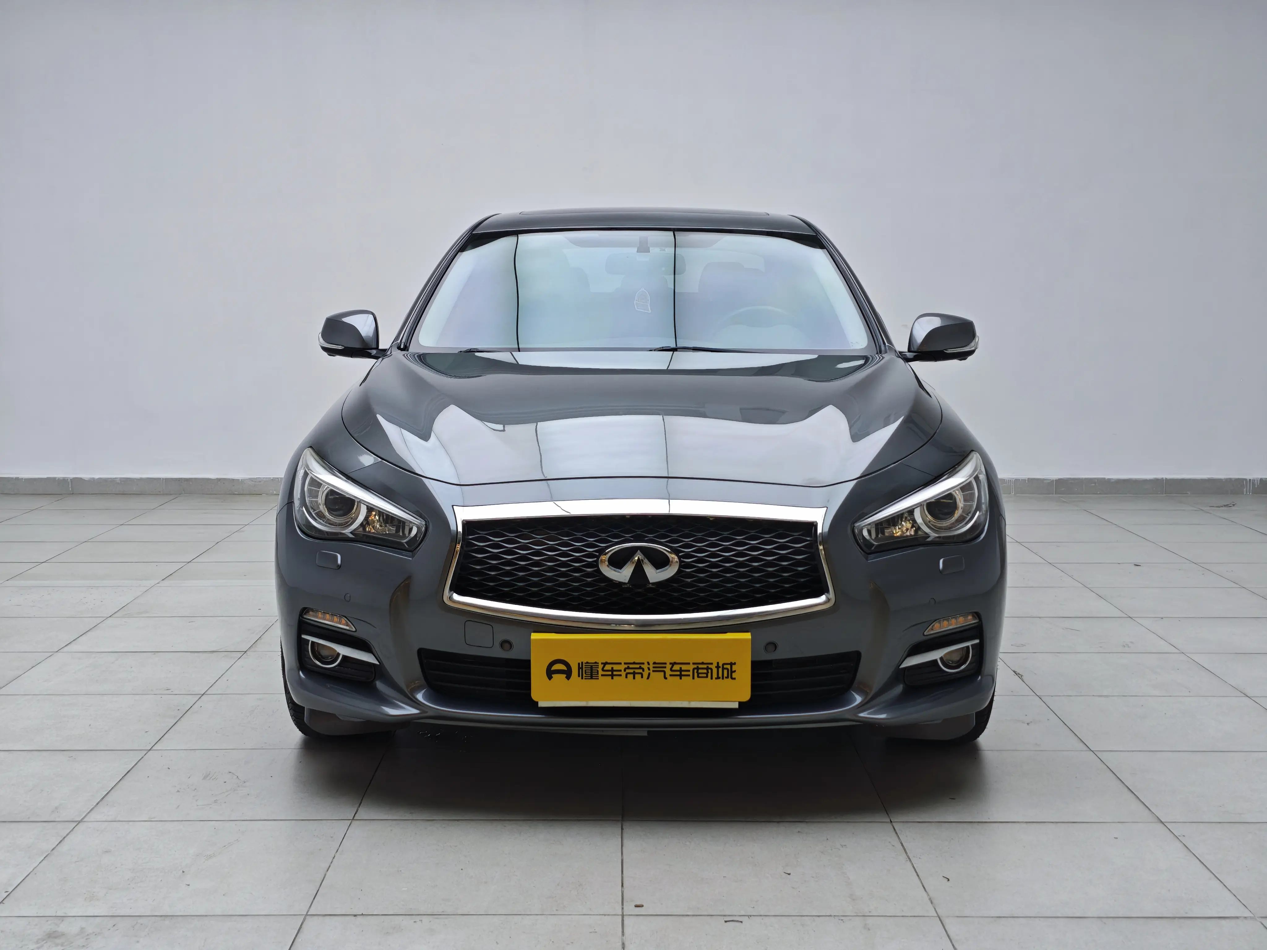 Infiniti Q50L