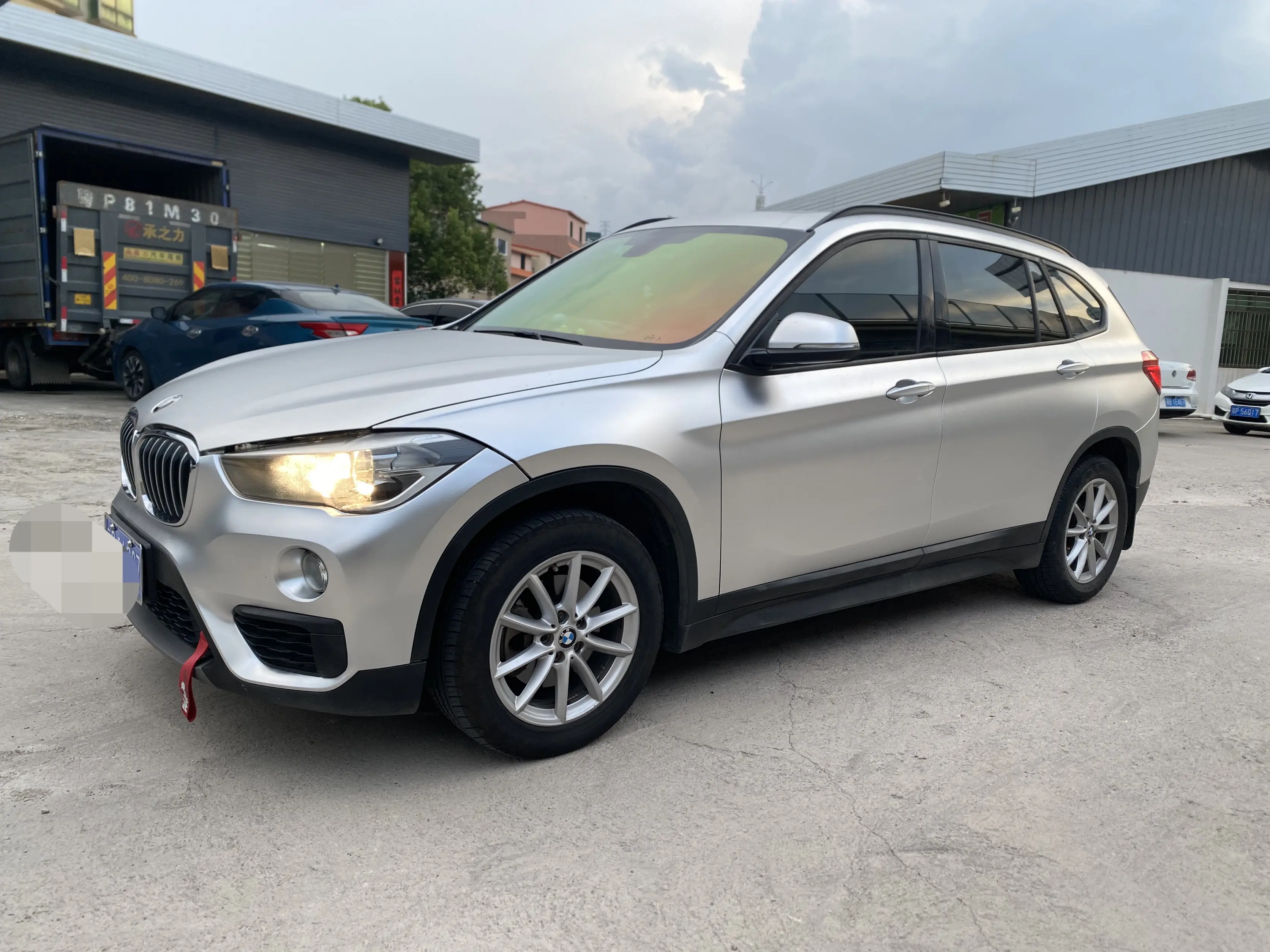 BMW X1