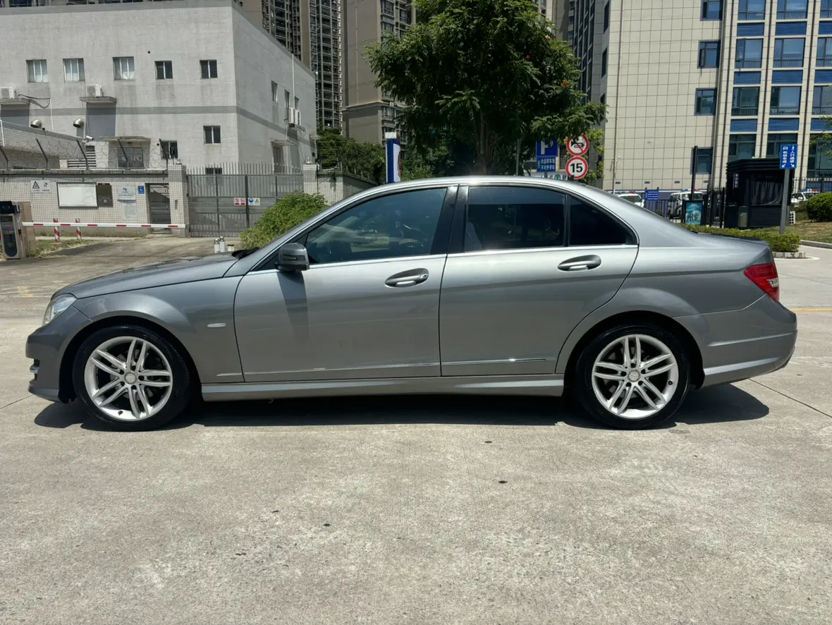 Mercedes-Benz Mercedes Benz C Class