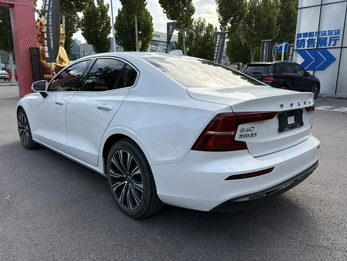 Volvo S60