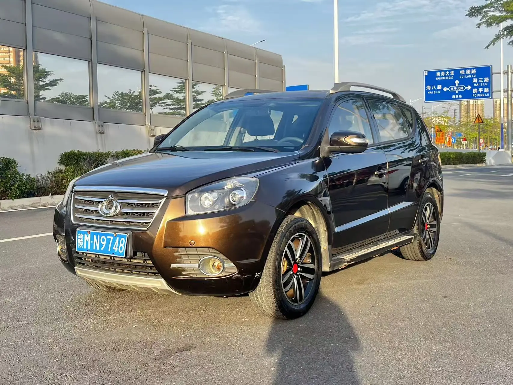 Geely GX7  из Китая