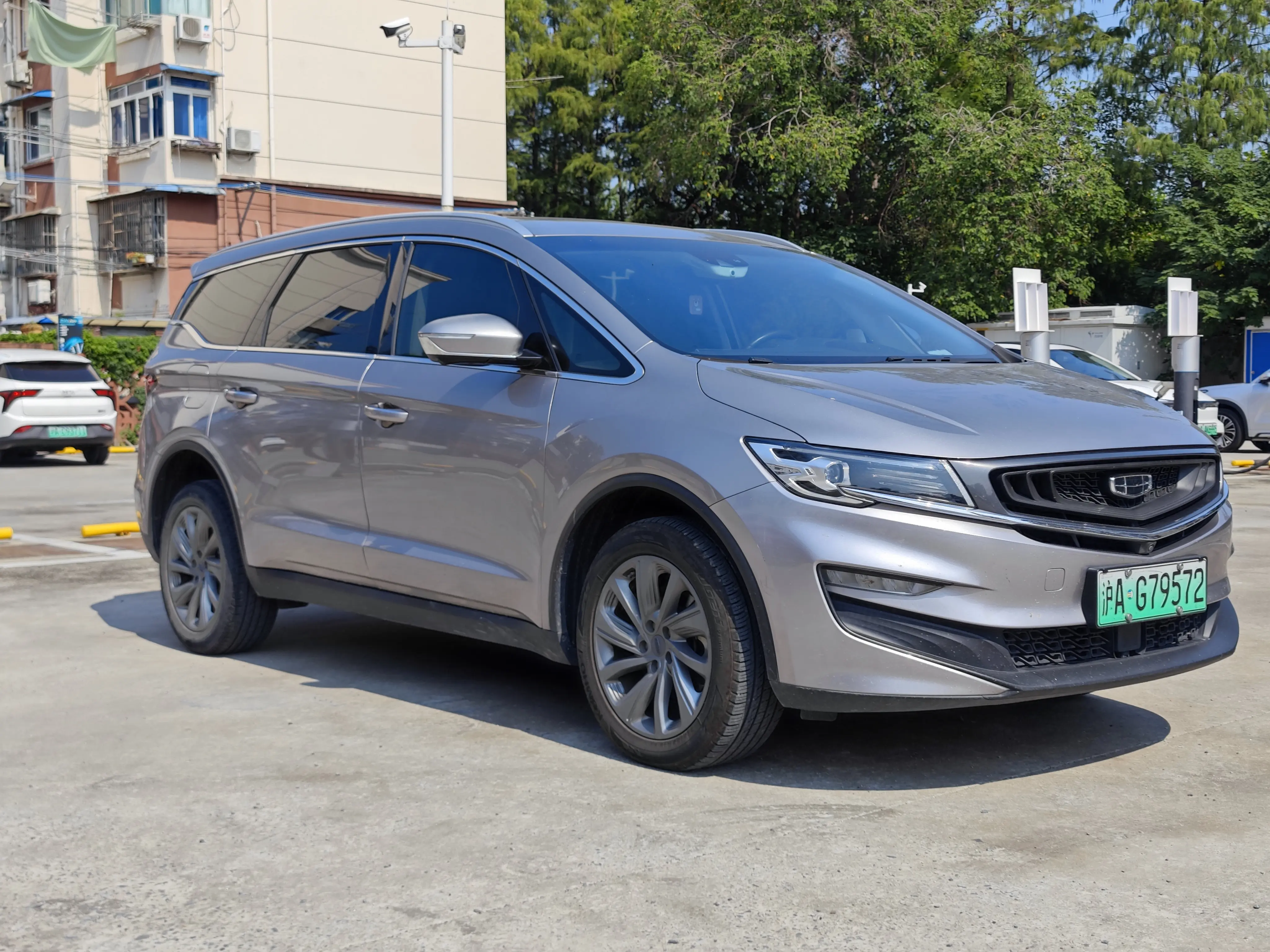 Geely Jiaji PHEV