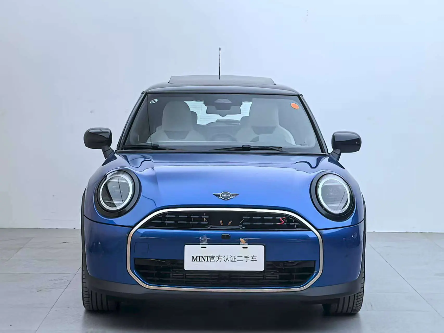MINI MINI