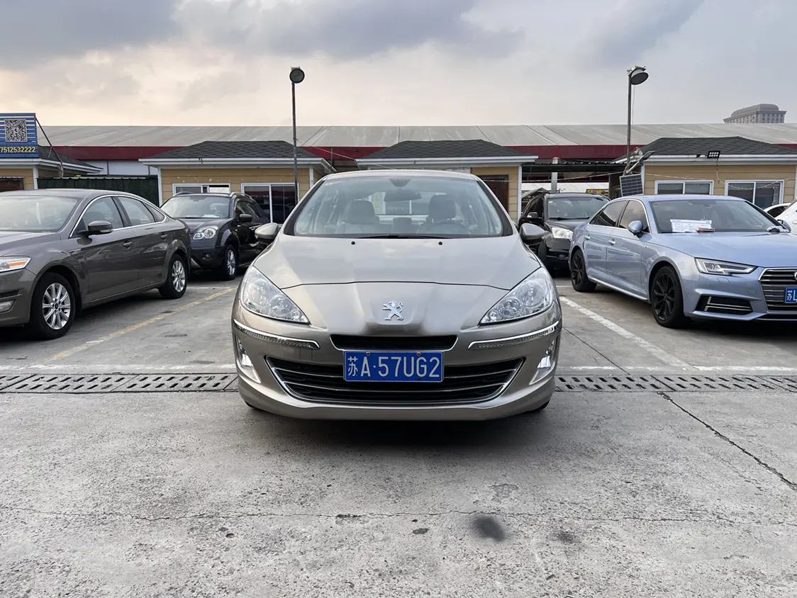 Peugeot 408