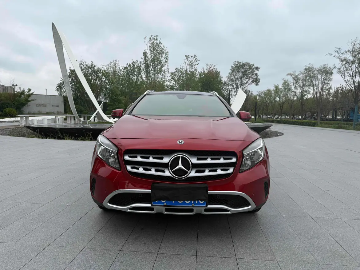 Mercedes-Benz GLA  из Китая