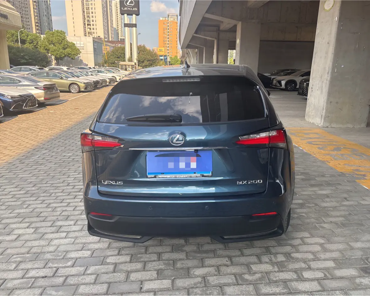 Lexus NX