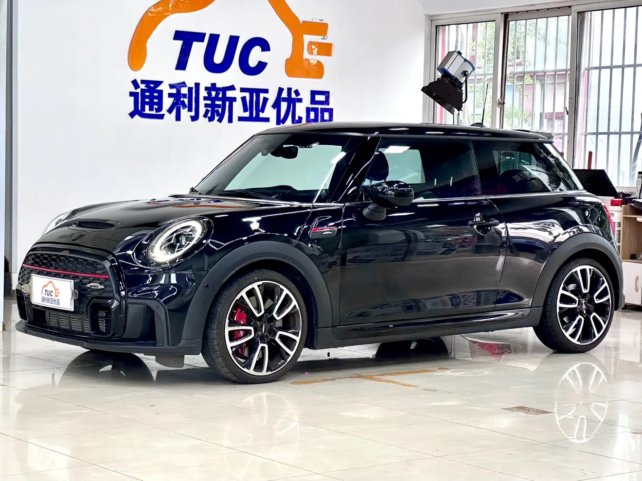 MINI JCW