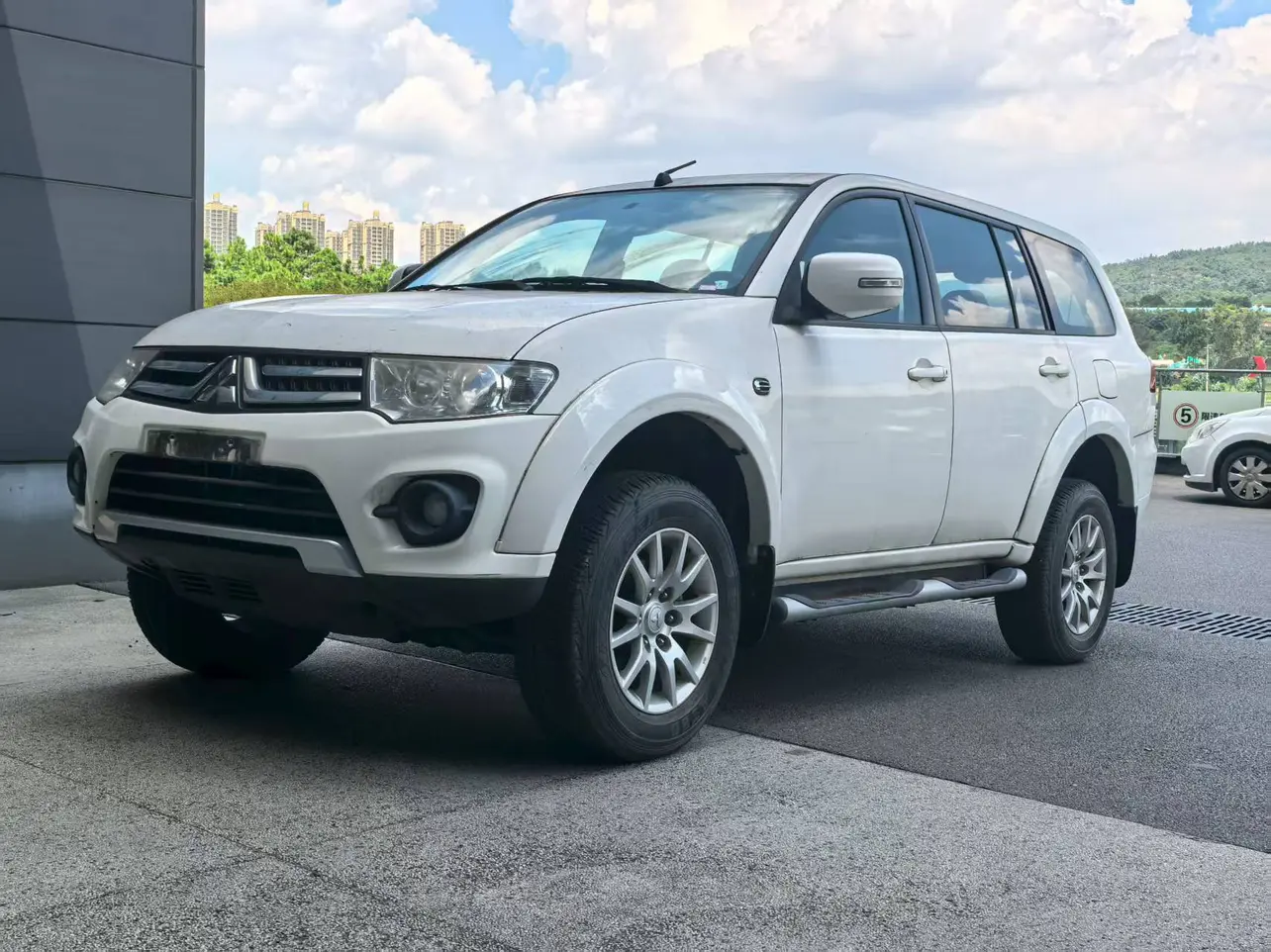 Mitsubishi Pajero Jinchang