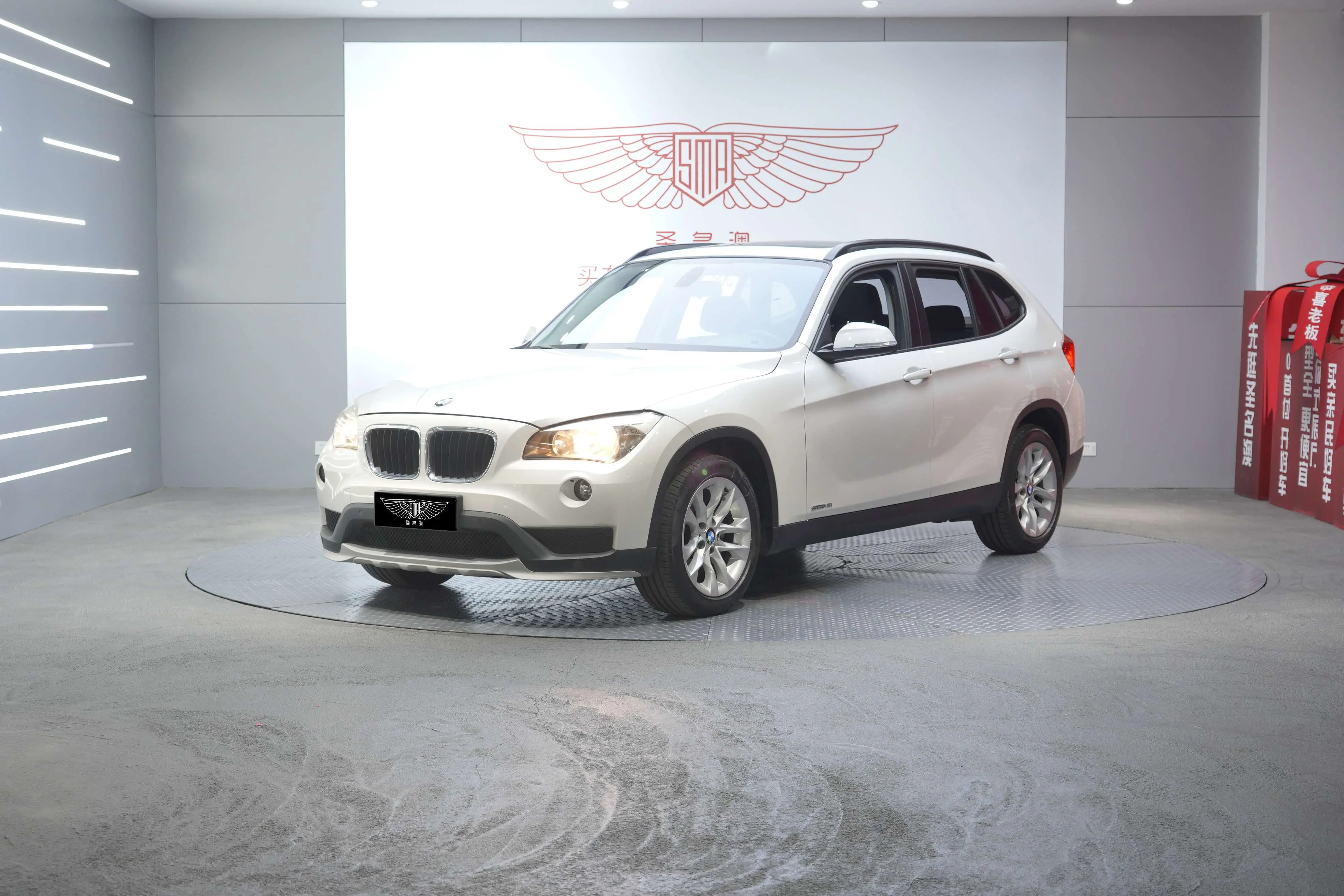 BMW X1  из Китая