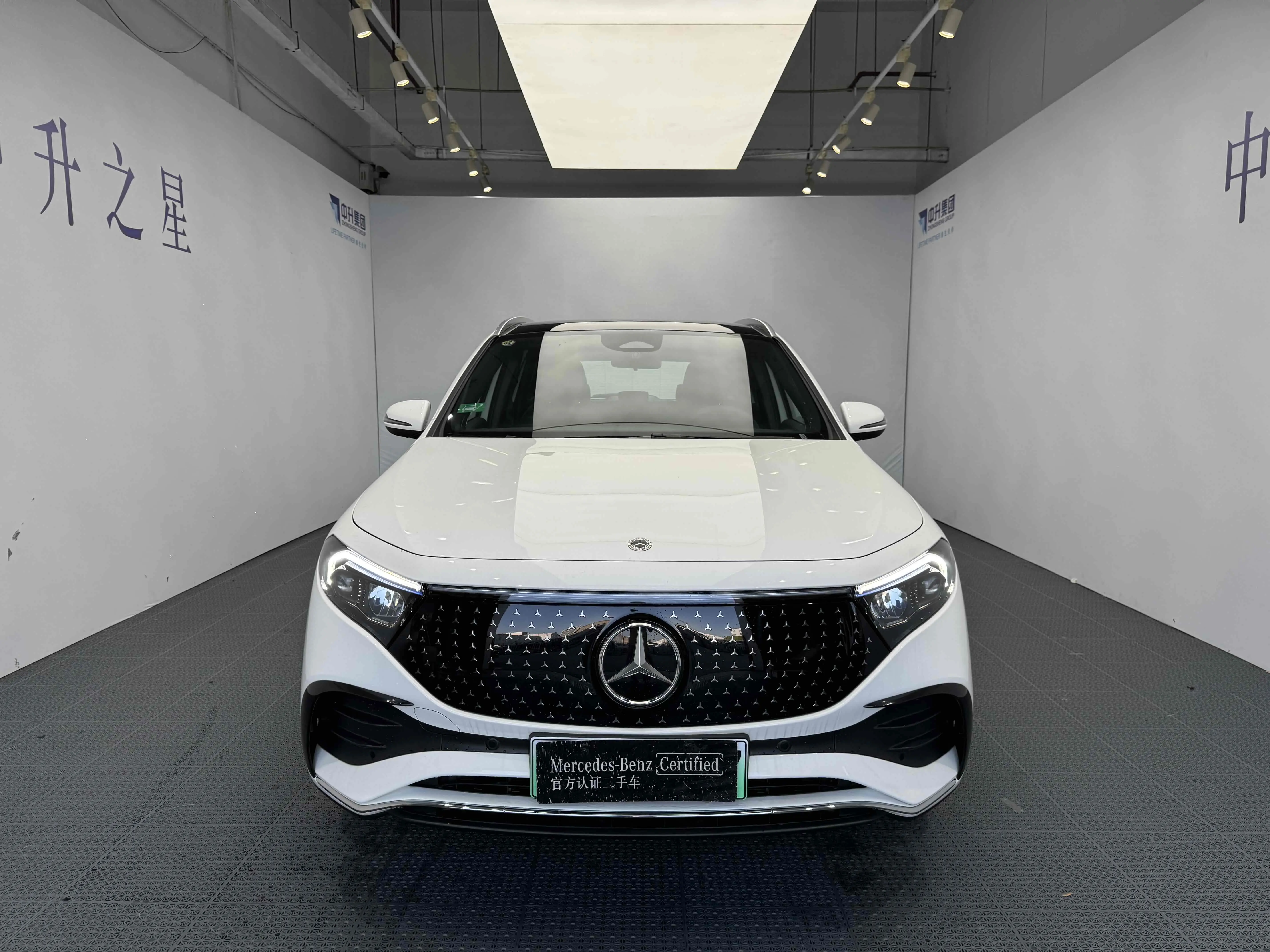 Mercedes-Benz Mercedes Benz EQA
