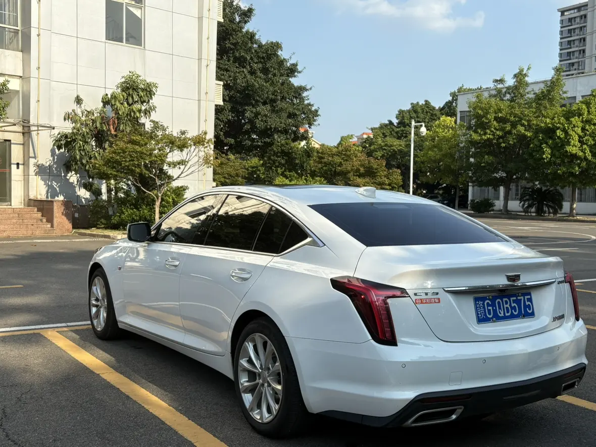 Cadillac CT5