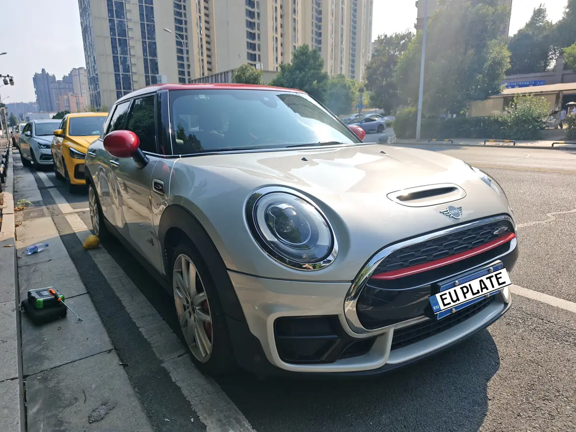 MINI JCW CLUBMAN