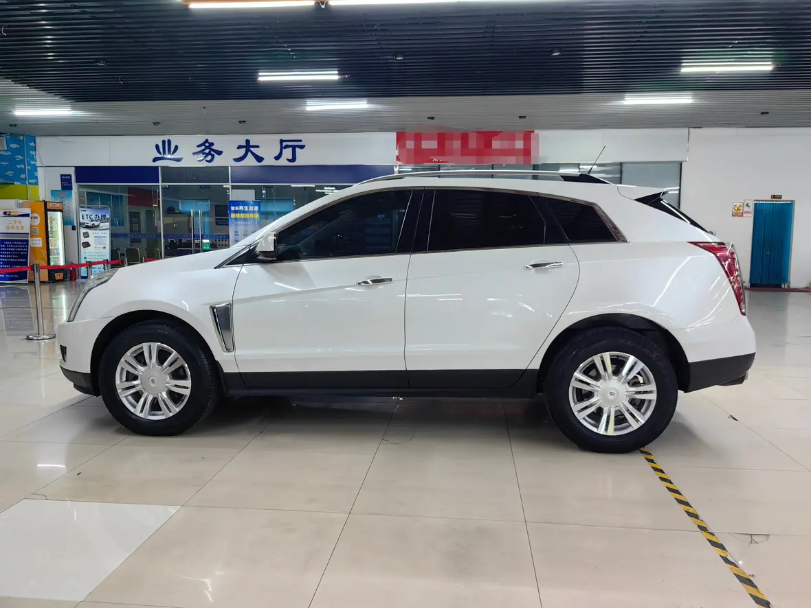 Cadillac SRX