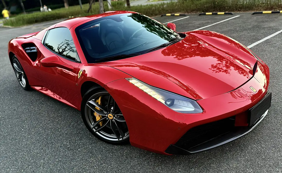 Ferrari 488