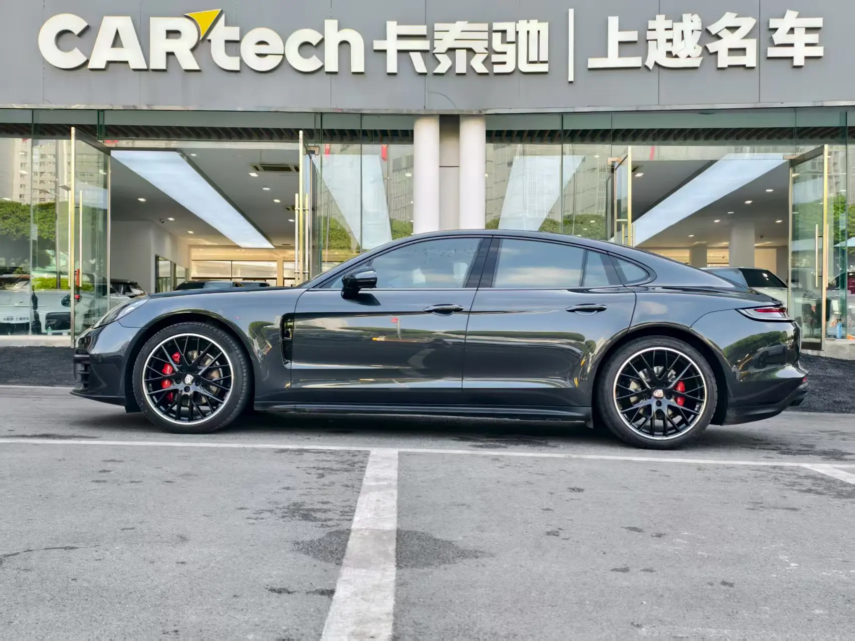 Porsche Panamera