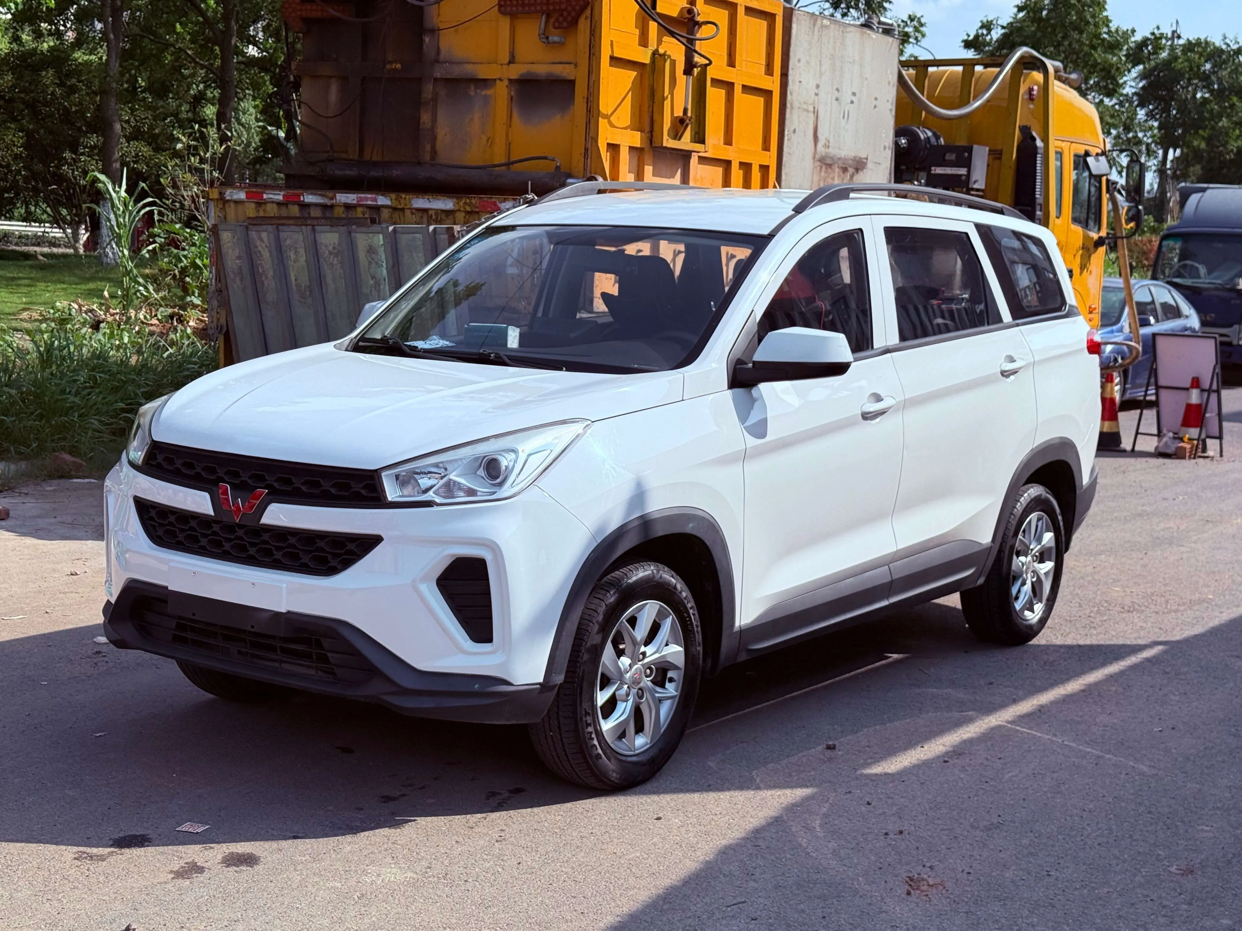 Wuling Hongguang S3  из Китая