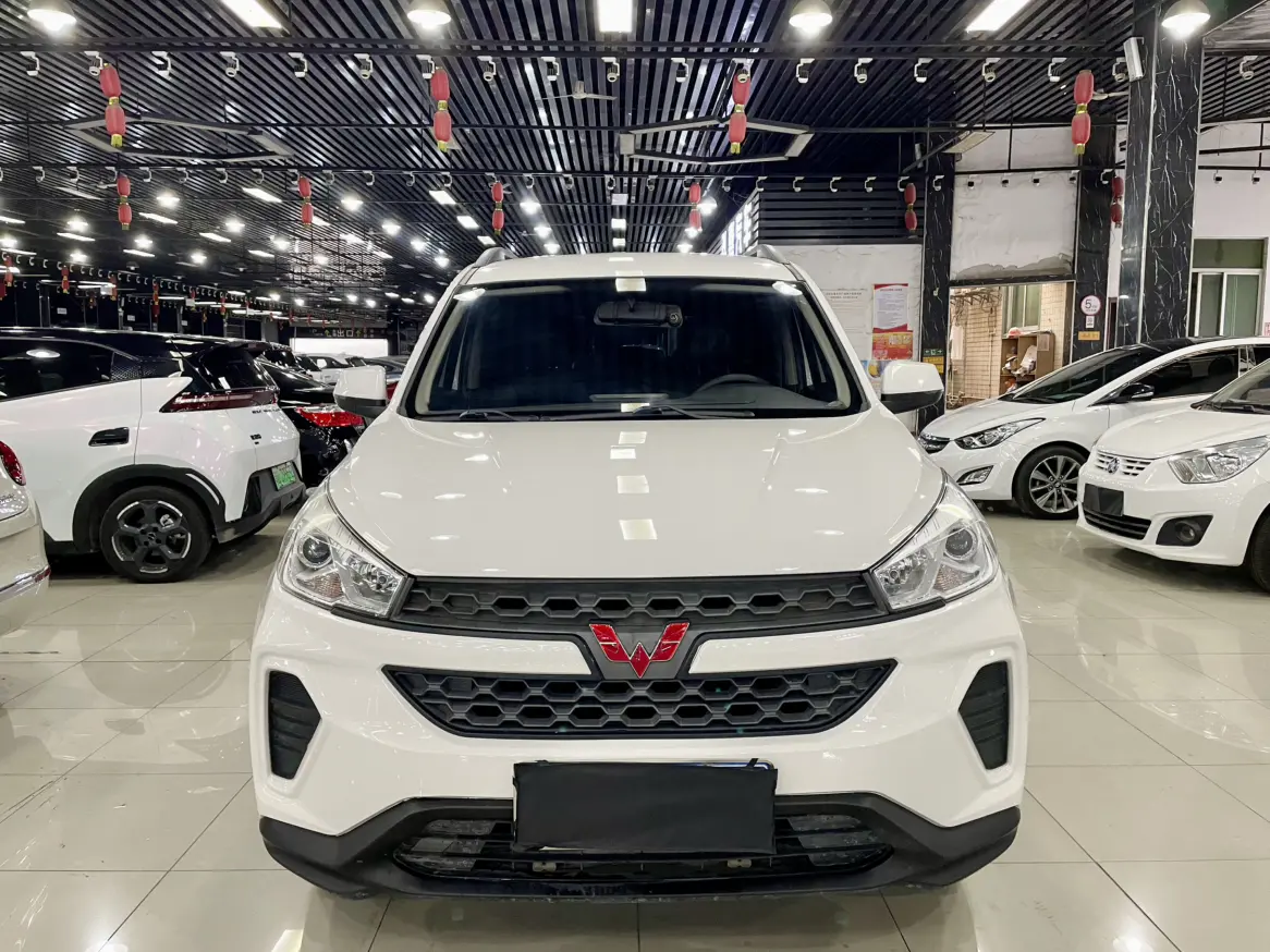 Wuling Hongguang S3