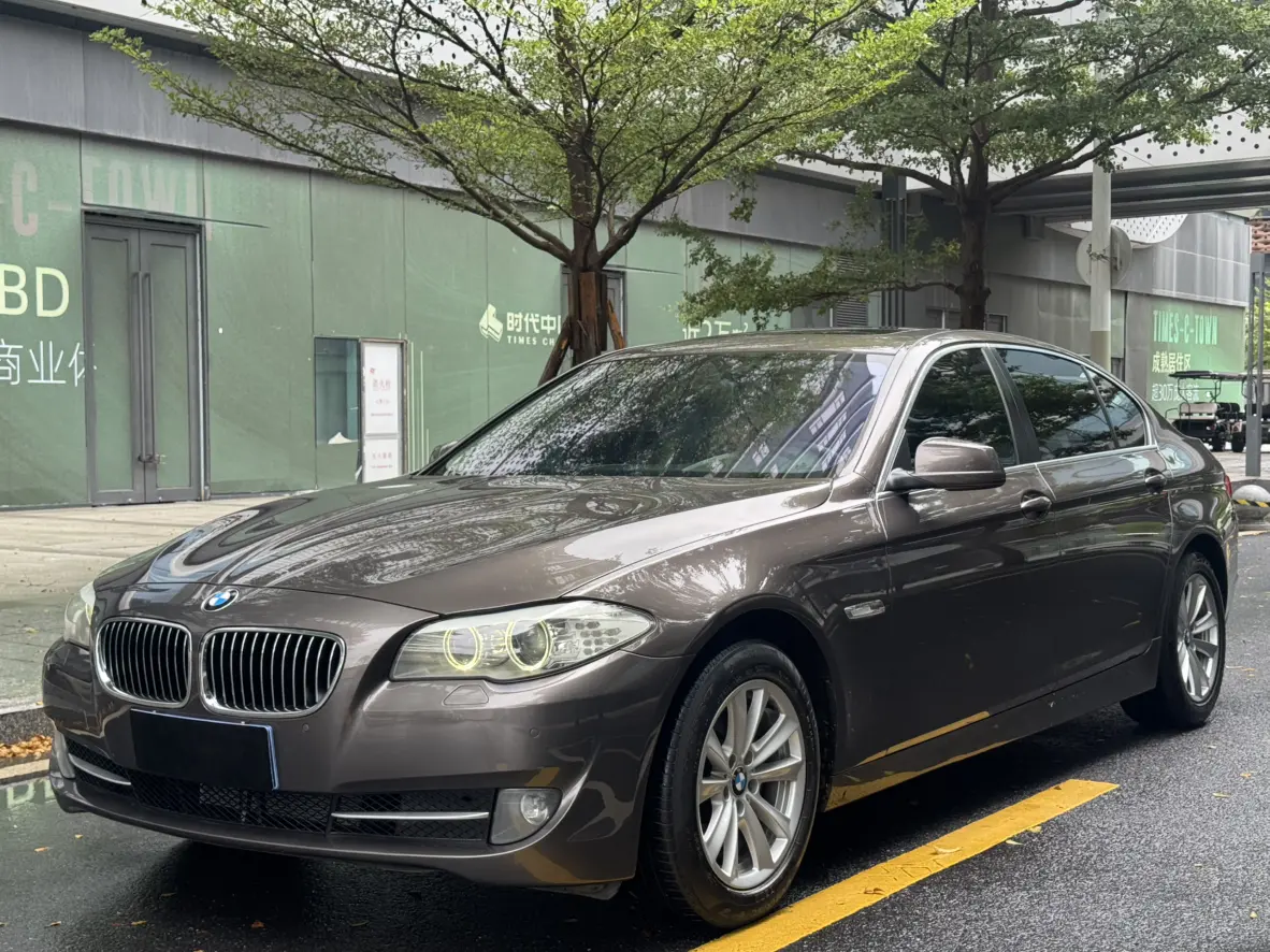BMW 5 Series  из Китая
