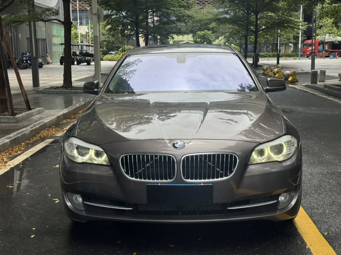 BMW 5 Series  из Китая
