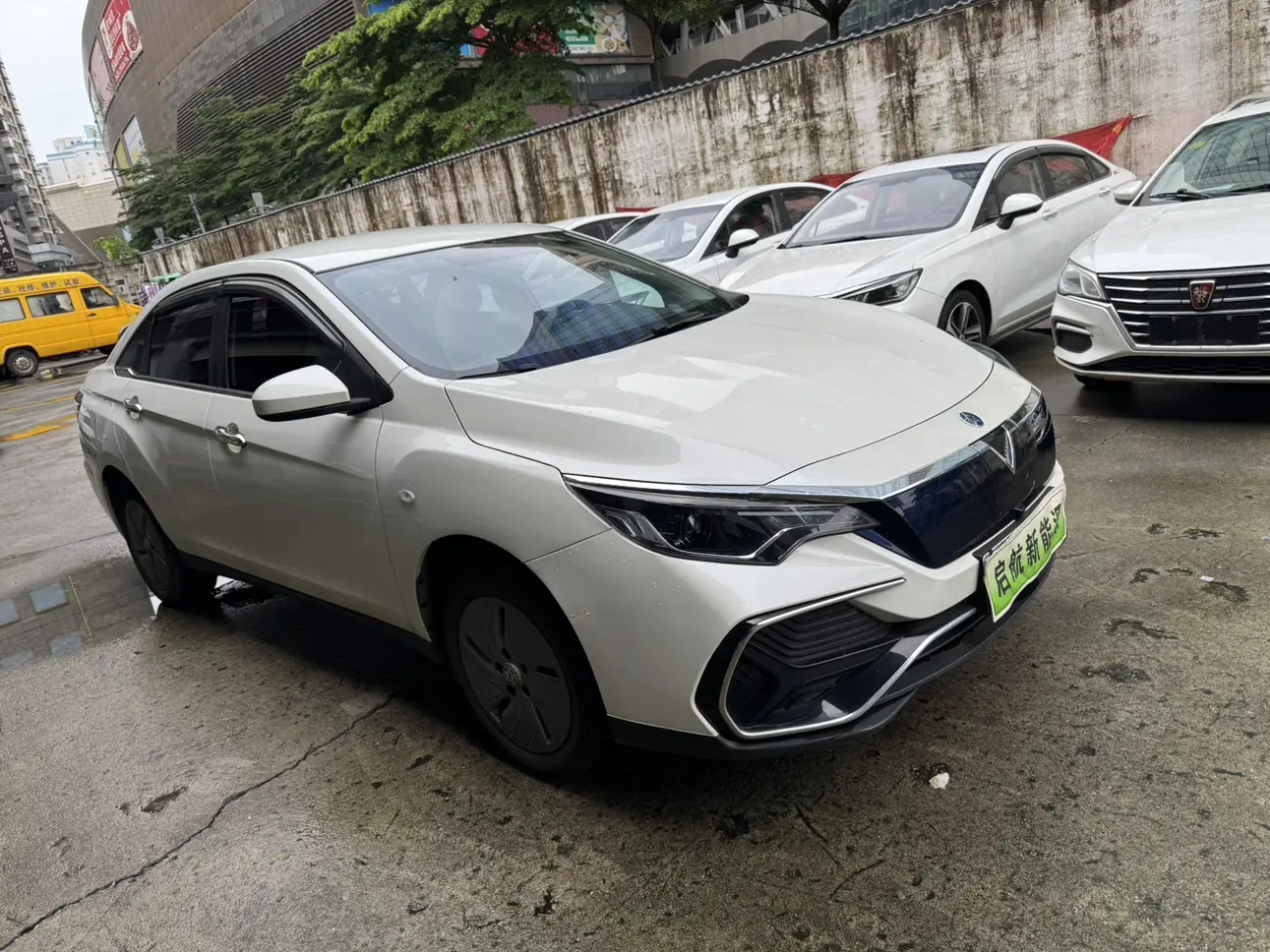 Kai Chen Venucia D60 EV