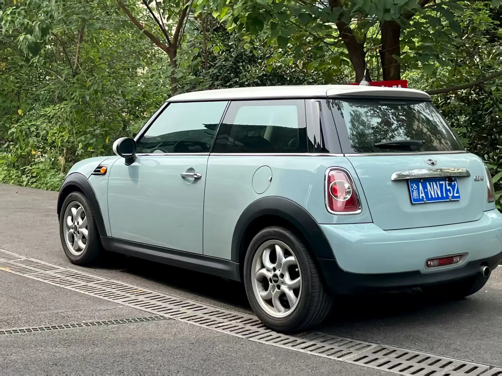 MINI MINI